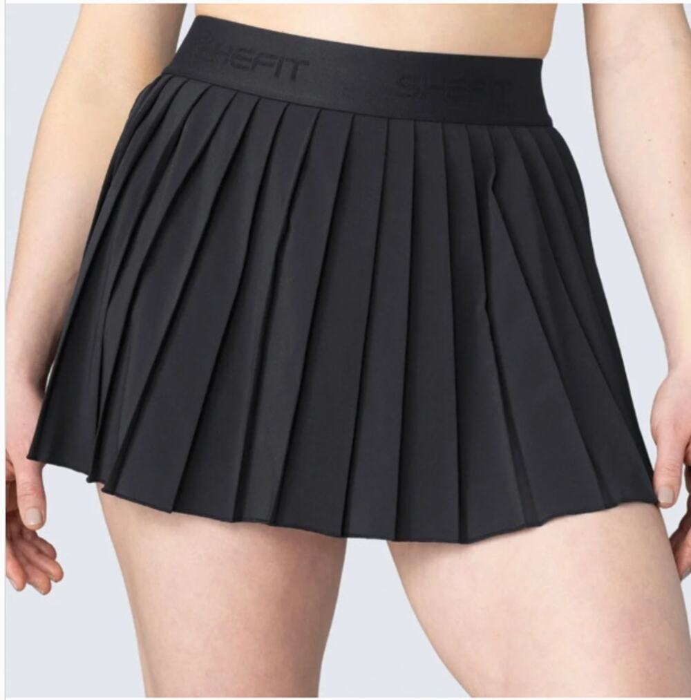 SheFit 1Luxe Black Pleated Skort Size Large XL Size16 Built in Shorts